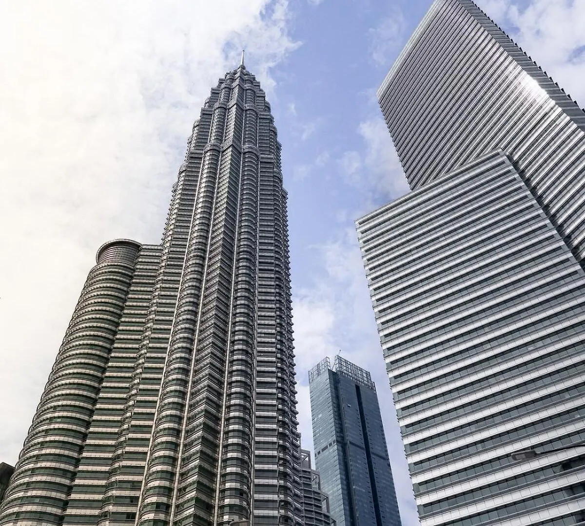 Apartment Sky Suites Klcc Premium Stay Kuala Lumpur